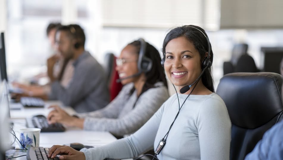 דרוש/ה נציגת שירות07:45 - 16:30 - ללא שישי בתל אביב