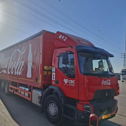 דרושים נהגי חלוקי מעל 15 טון עבודת בוקר עם עוזר נהג עבודה בבאר שבע והסביבה משכורות יפות ותנאים מעולים