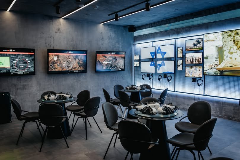 דרוש/ה רכז/ת הדרכה למרכז המבקרים בשדרות. תפקיד משמעותי במרכז היחיד המציג את אירועי ה - 7 באוקטובר בראייה רחבה, דרך סיפורים אישיים, מייצגים אינטראקטיביים וחוויית VR ייחודית, המביטה דרך עיניהם של הגיבורים