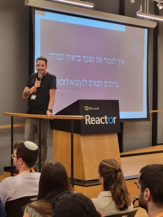 דרושים לחזור להייטק יש לי תוכנית הכשרה לאנשי מכירות ושירות לקוחות שרוצים להכנס ולעבוד בהייטק כאן בSmartway אני לוקח לרוב(מבוסס על סיפורי ההצלחה שלי) עצמאיים , מלצרים, ברמנים , טבחים/שפים/קונדיטורים, שליחי וולט/תן ביס, מאמני.ות כושר וא.נשים בדרום