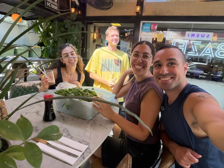 דרוש/ה אנשים אחראיים וחרוצים ורציניים וניסיון חובה מתאים במיוחד ל: סטודנטים חיילים משוחררים עבודה יומית לפני צבא — למי שרוצה לחסוך כסף חייגו או השאירו הודעה: לוואספ: — עידן #hiring #jobs #עבודה #recruitment #מלצרות